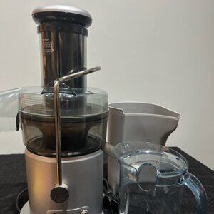Breville Juice Fountain Plus Juicer PLUS Juicing Bible guide, JE98xl